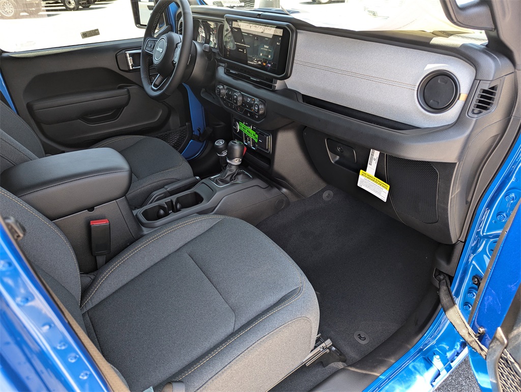 2025 Jeep Wrangler Sport S photo 33
