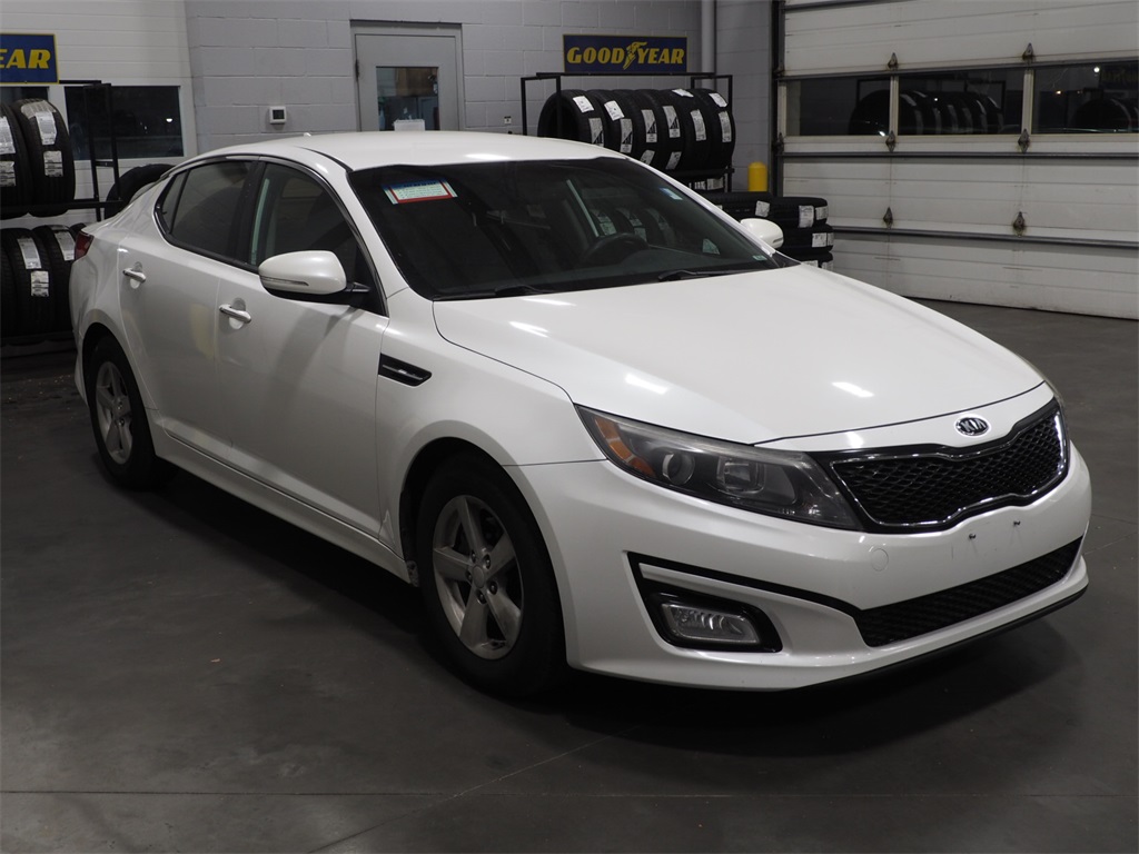 Used 2015 Kia Optima LX with VIN KNAGM4A78F5535849 for sale in Orem, UT