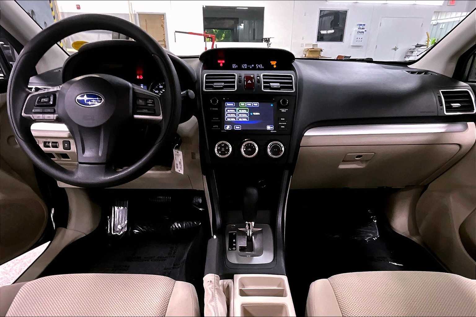 2015 Subaru Impreza 2.0i photo 15