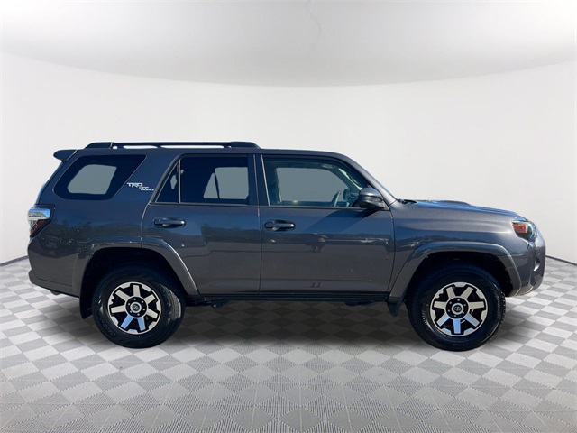 2020 Toyota 4Runner TRD Off-Road 4WD photo 4