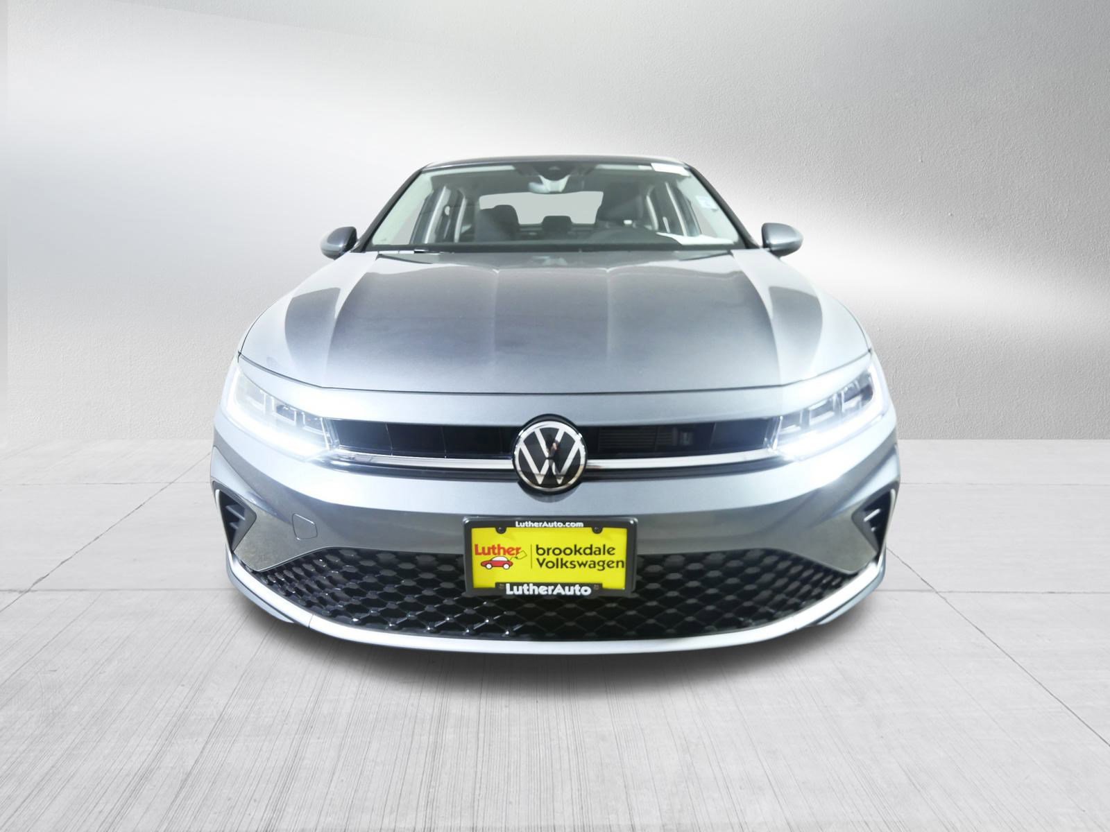 2025 Volkswagen Jetta S photo 2