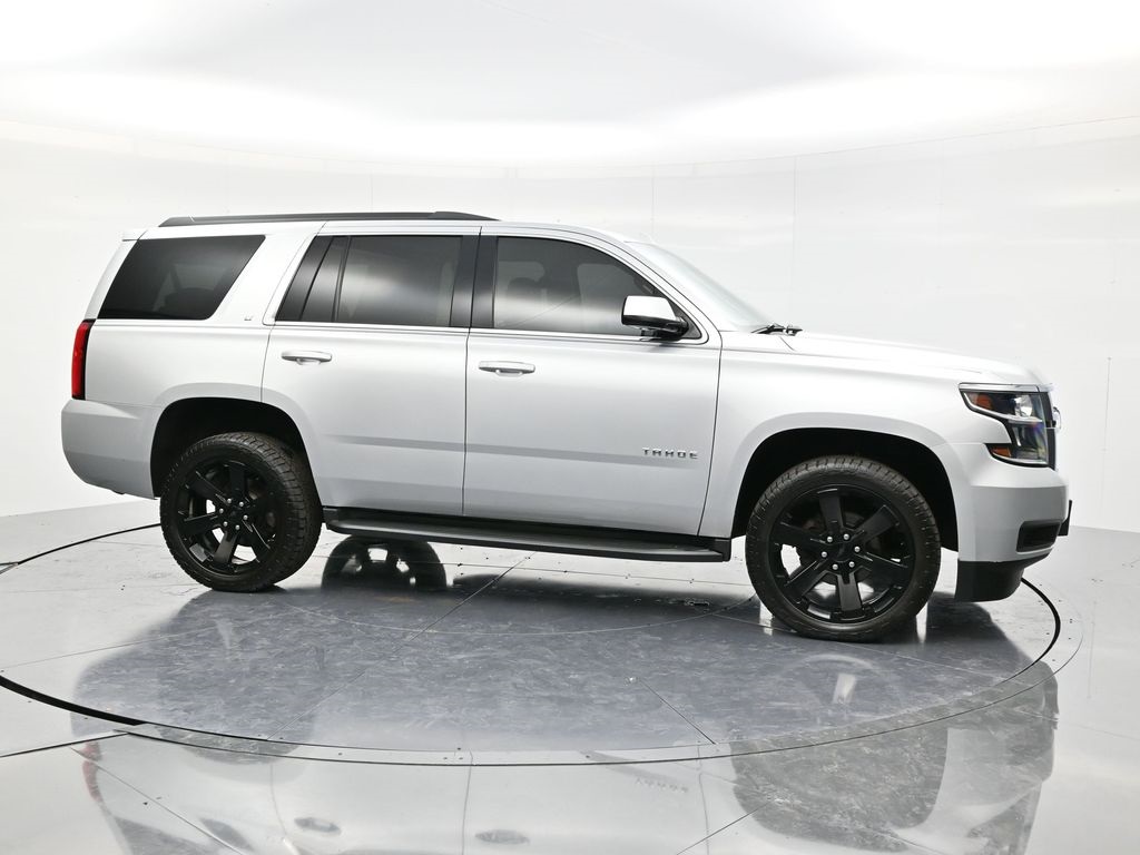 2019 Chevrolet Tahoe LT photo 4