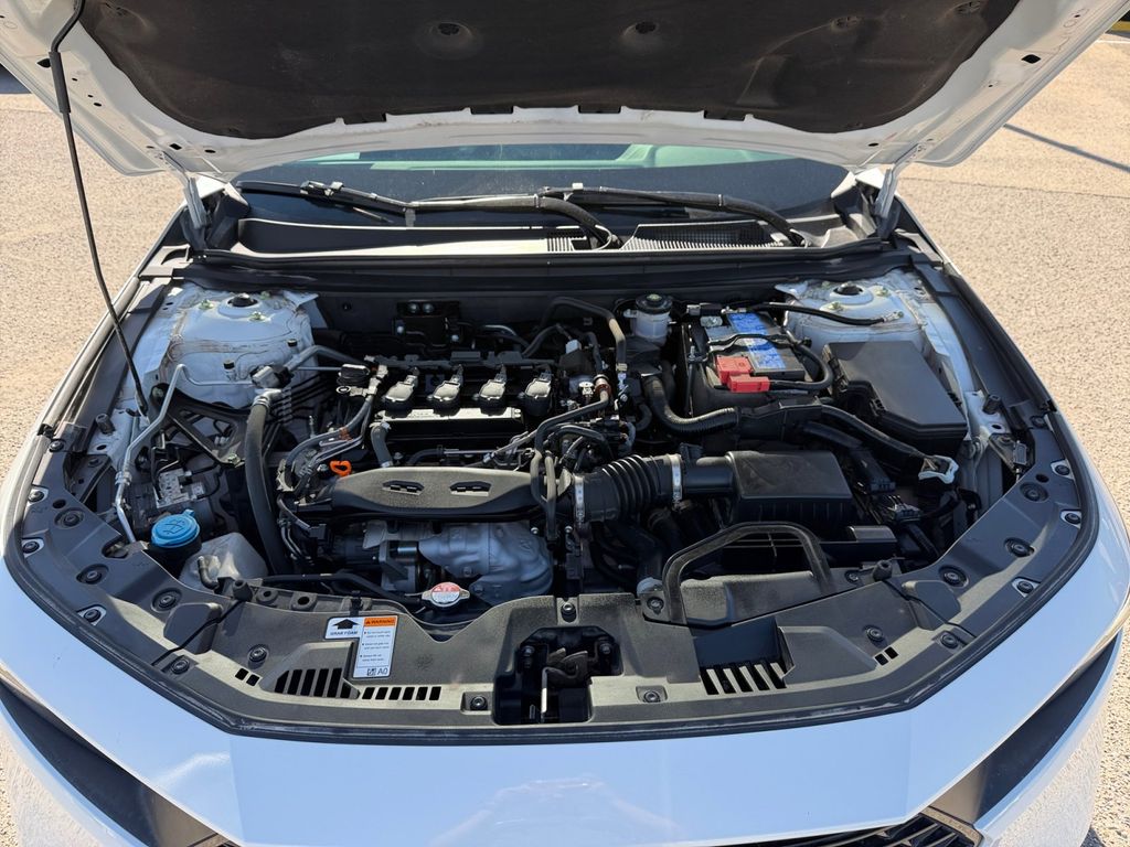 2023 Honda Accord LX photo 15