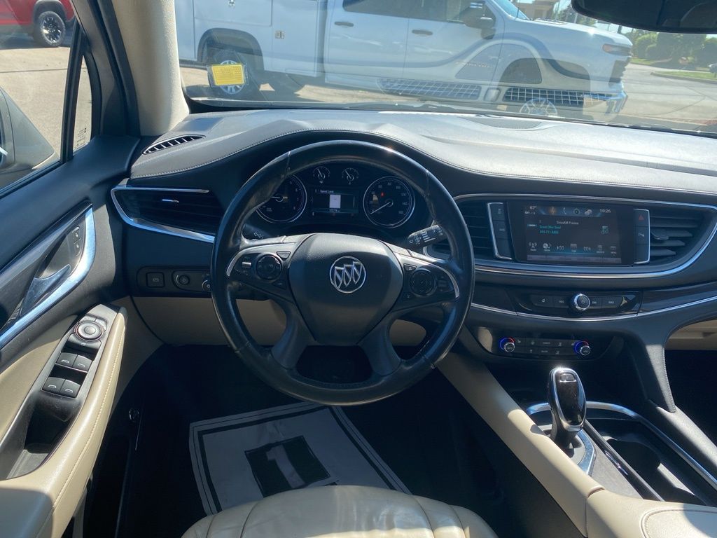 2018 Buick Enclave Essence photo 12