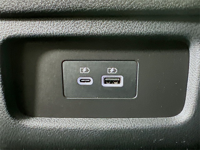 2025 Nissan Pathfinder SV photo 26