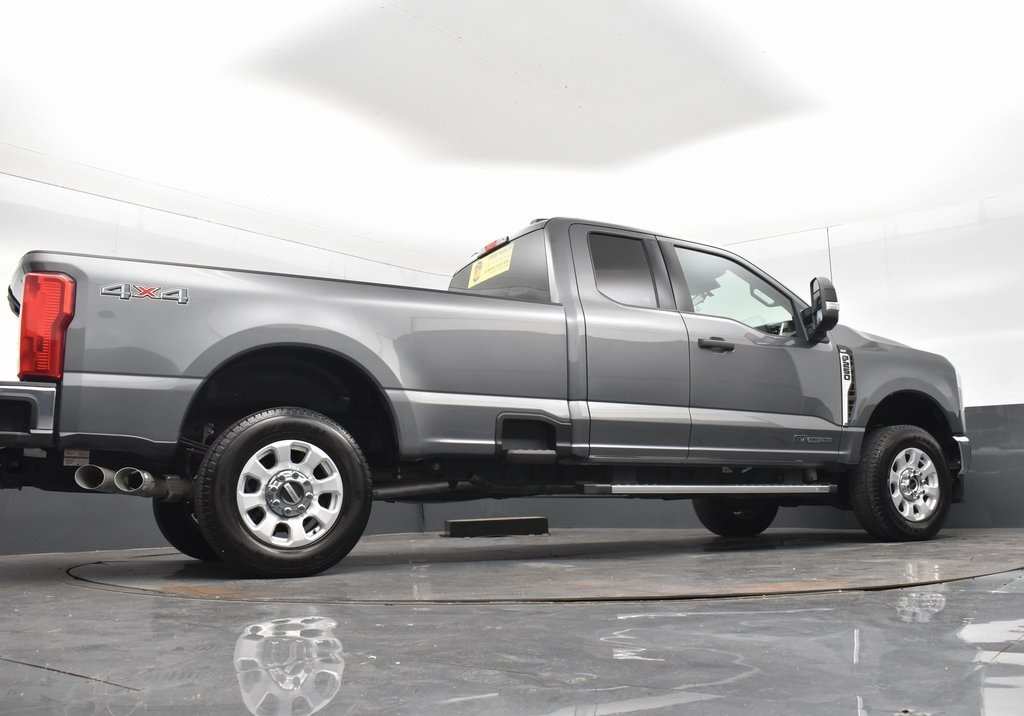 2024 Ford F-250 XLT photo 15