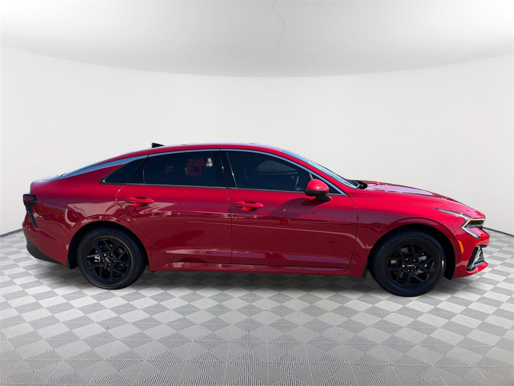 2025 Kia K5 LXS photo 4