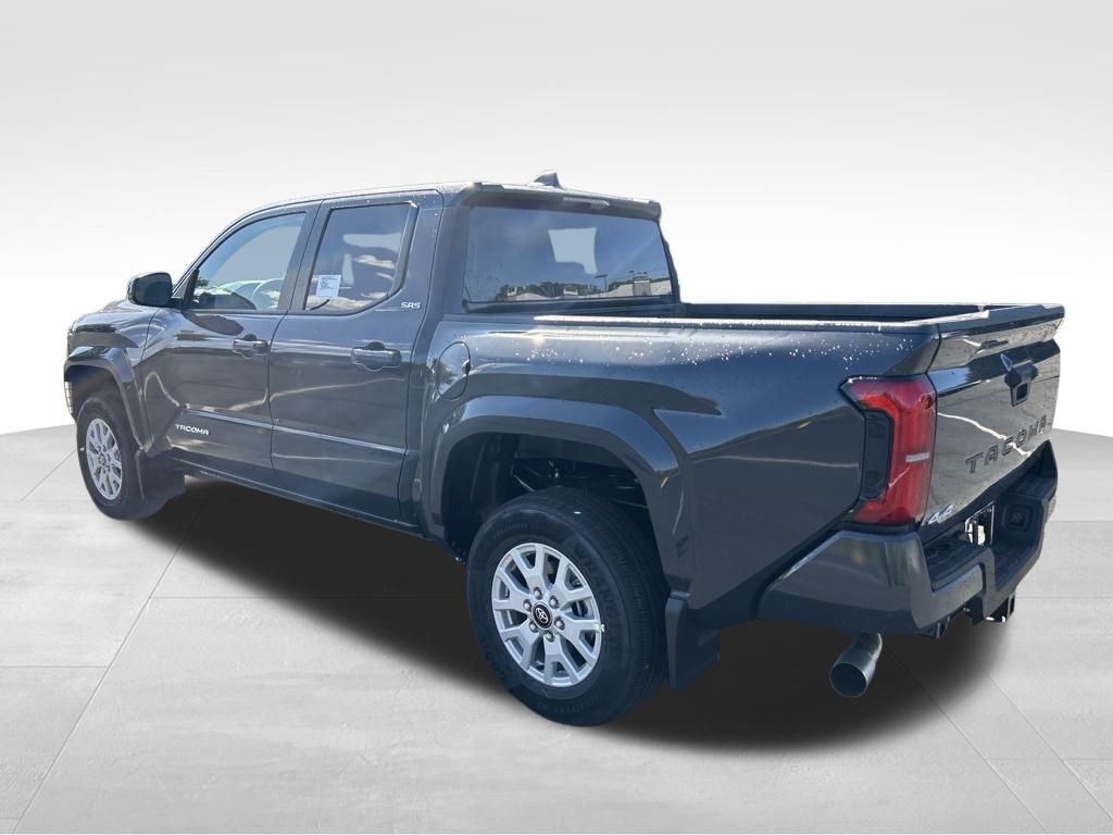 2025 Toyota Tacoma SR5 4x4 Double Cab photo 3