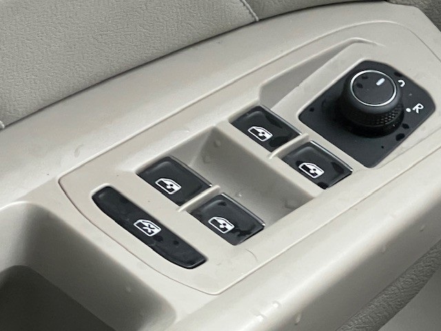 2023 Volkswagen Atlas SEL photo 34
