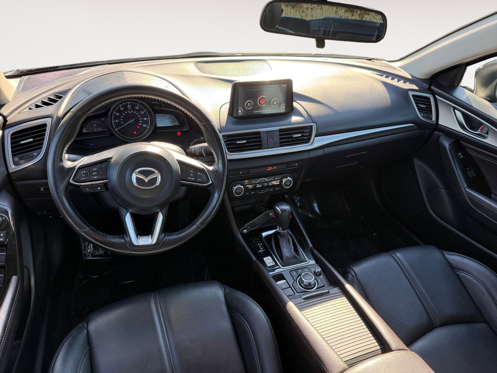 2018 Mazda Mazda3 Touring photo 15