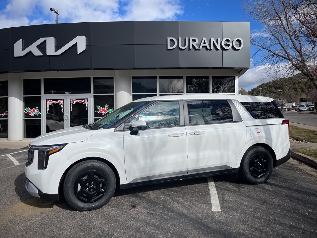 2026 Kia Carnival LXS's photo