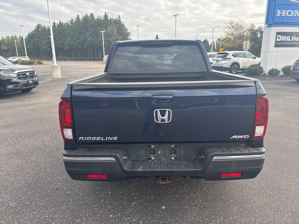 2017 Honda Ridgeline RTL-T photo 3