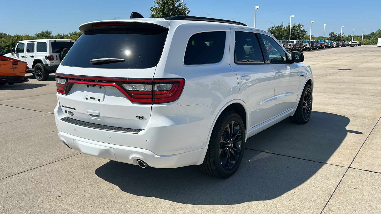 2025 Dodge Durango R/T Plus photo 2