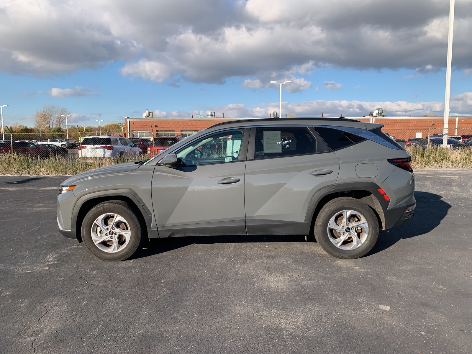 2024 Hyundai Tucson SEL photo 2