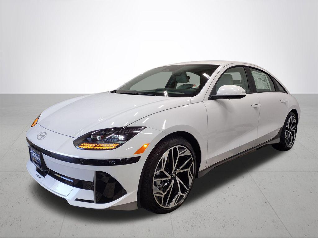 2025 Hyundai Ioniq 6 SEL photo 2