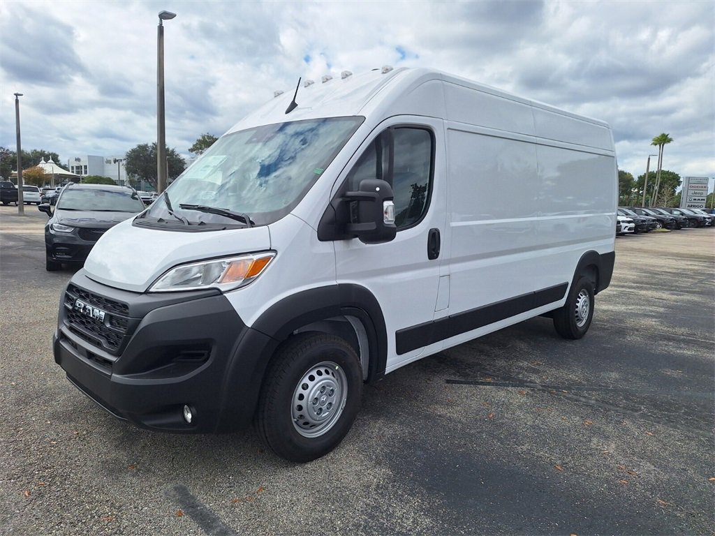 2025 Ram ProMaster 3500 photo 2