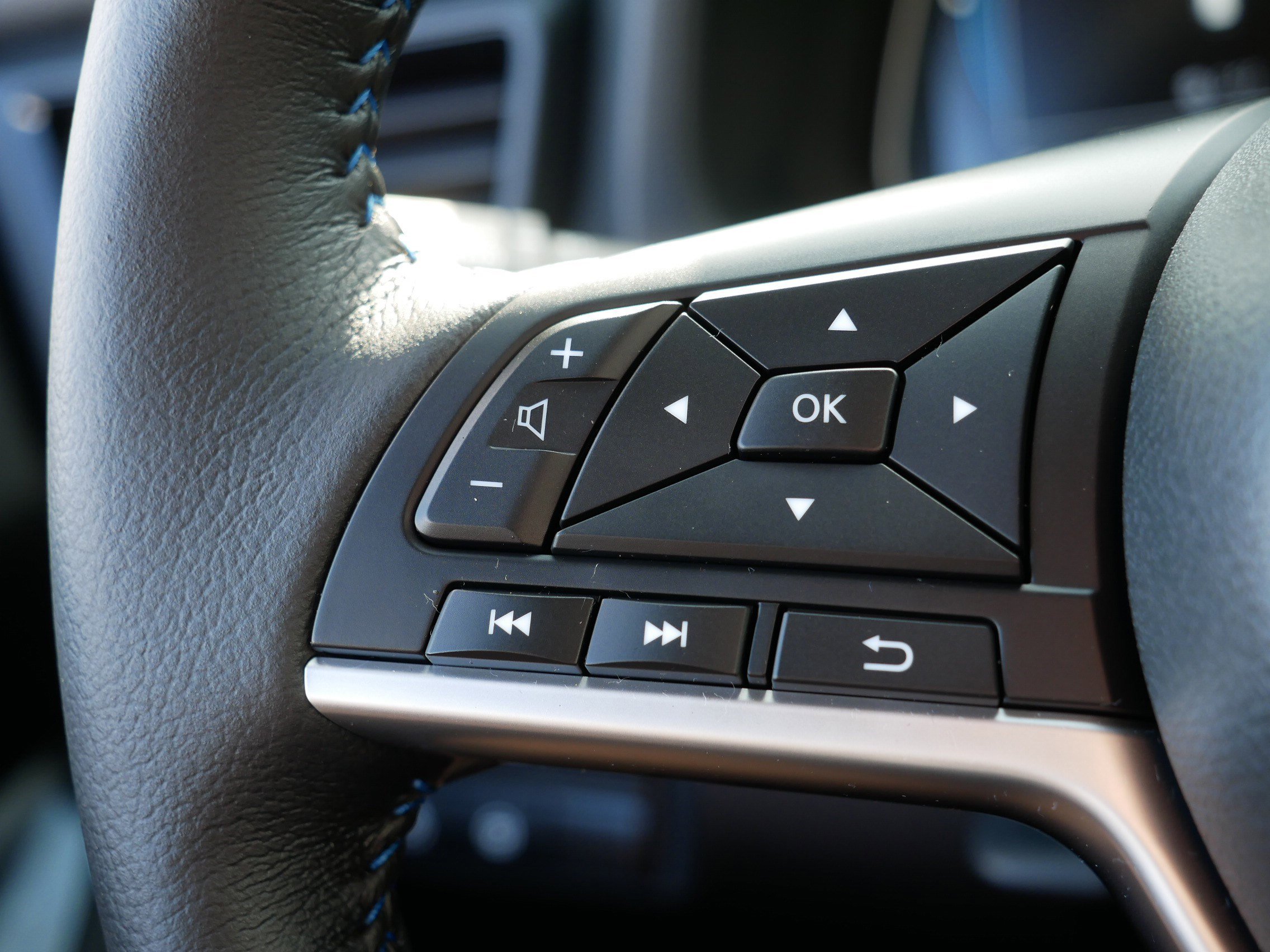 2024 Nissan Leaf SV Plus photo 26