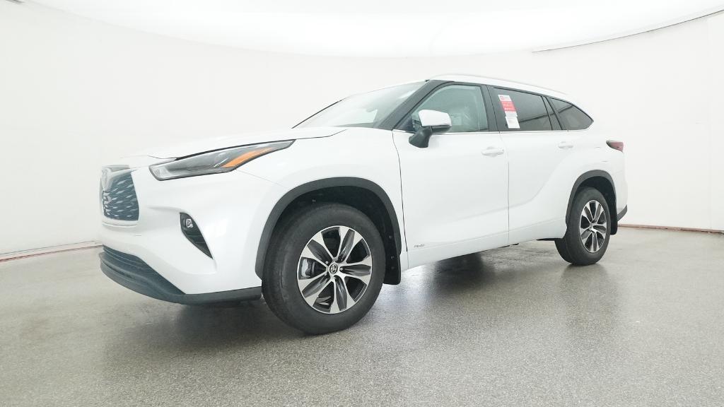 2025 Toyota Highlander Hybrid XLE photo 5