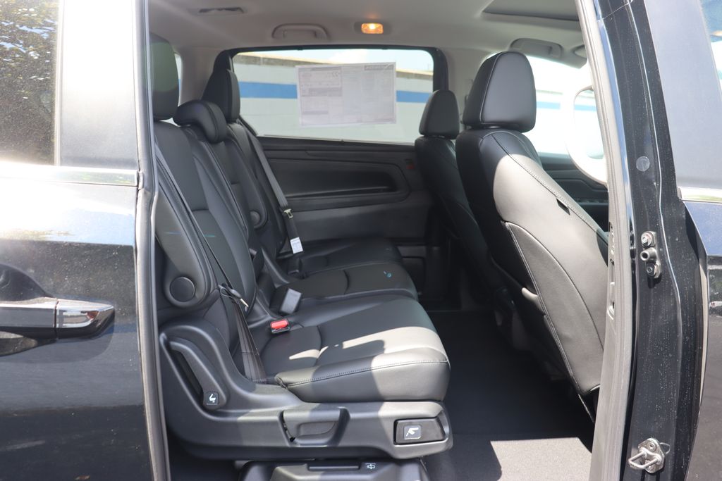 2026 Honda Odyssey EX-L photo 12