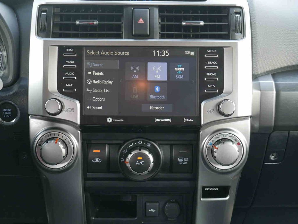 2024 Toyota 4Runner SR5 Premium photo 3