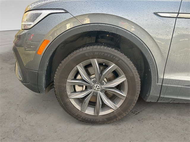 2022 Volkswagen Tiguan SE photo 14