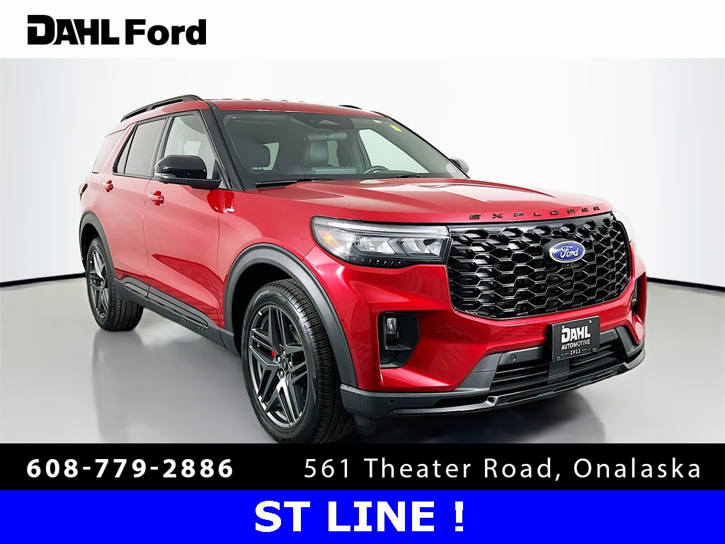 2025 Ford Explorer ST-LINE's photo