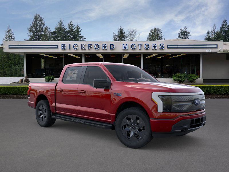 2025 Ford F-150 Lightning XLT photo 6