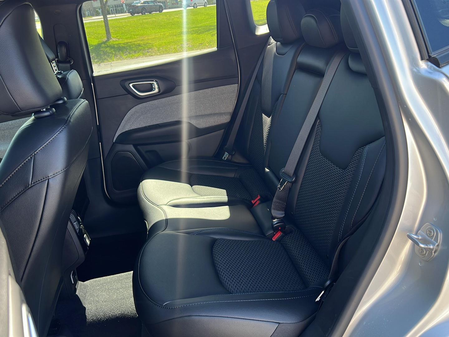2025 Jeep Compass Latitude photo 17
