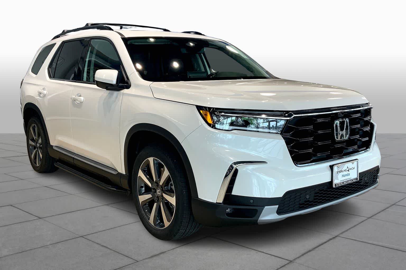 2025 Honda Pilot Elite photo 2