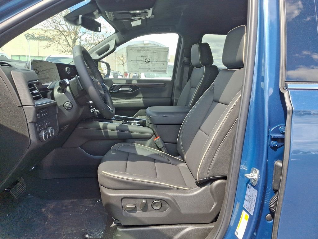 2025 Chevrolet Tahoe Premier photo 5