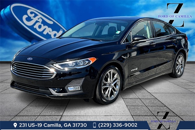 2019 Ford Fusion Hybrid Titanium's photo
