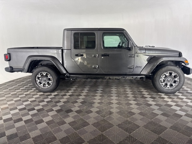 2025 Jeep Gladiator Sport photo 4