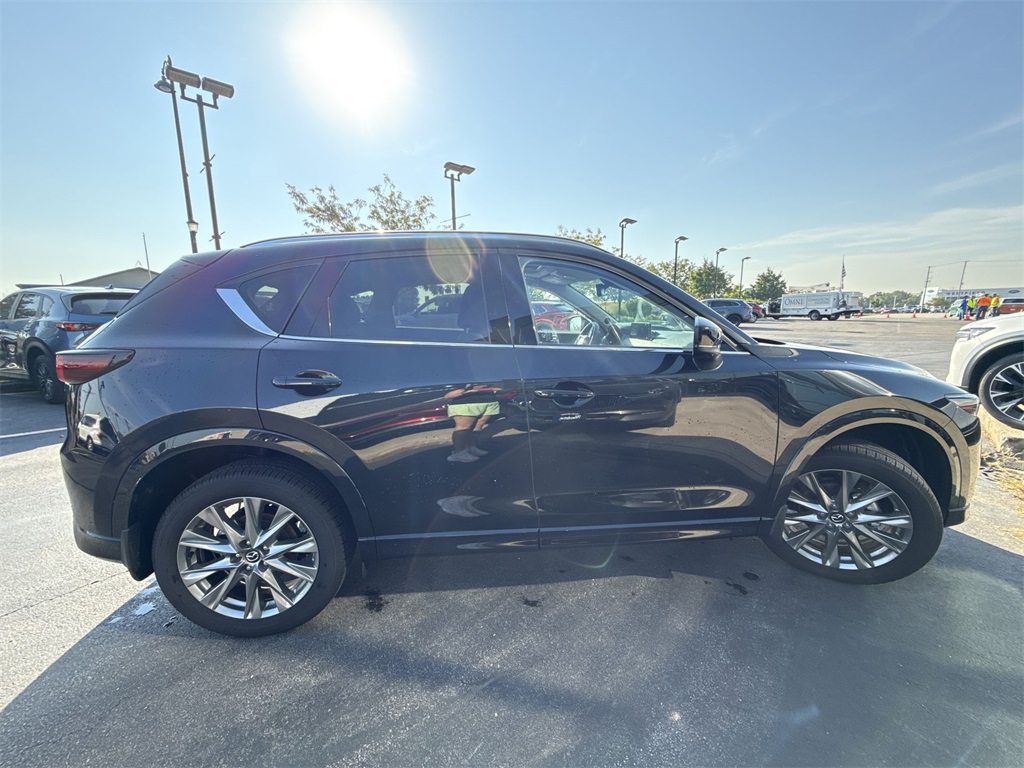 2025 Mazda CX-5 2.5 Premium Plus photo 2