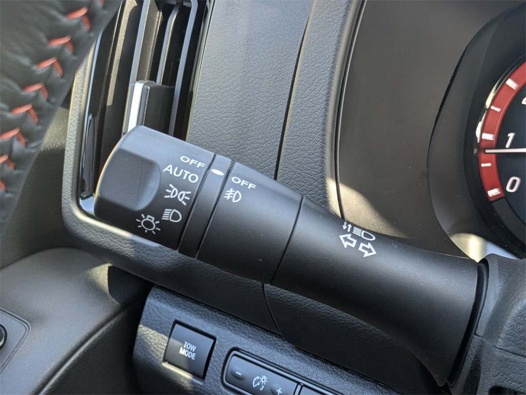 2026 Nissan Frontier PRO-4X photo 25