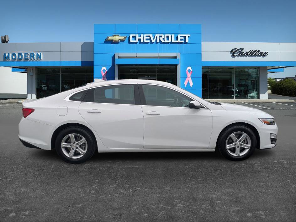 2023 Chevrolet Malibu 1LT photo 4