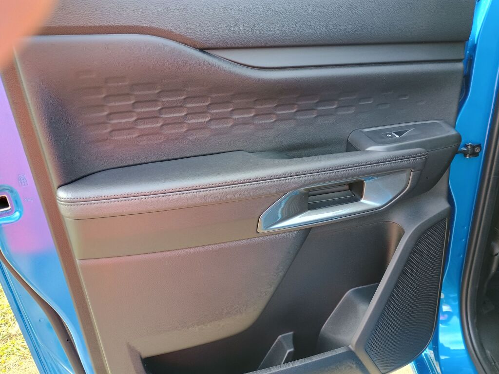 2025 Ford Ranger XLT photo 16