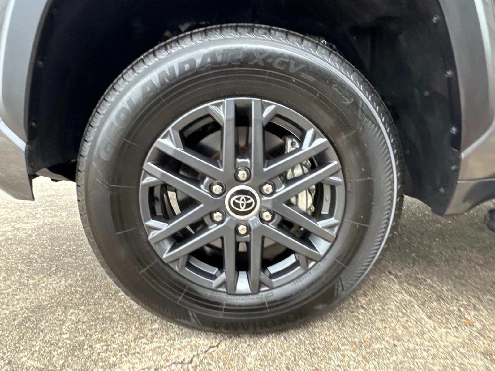 2024 Toyota Tundra SR5 photo 4