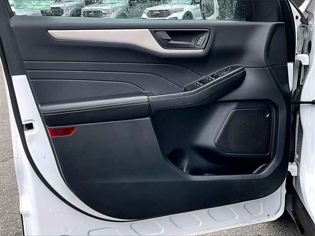 2022 Ford Escape SE photo 17