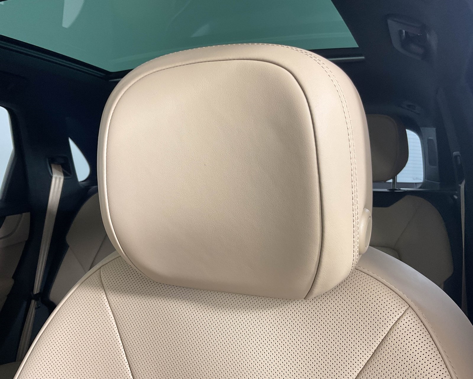 2024 Porsche Cayenne Turbo E-Hybrid photo 15