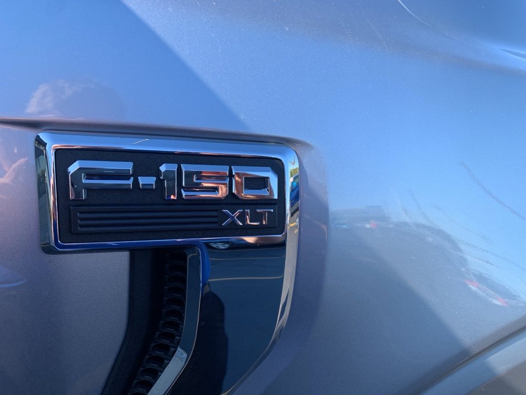 2022 Ford F-150 XL photo 3