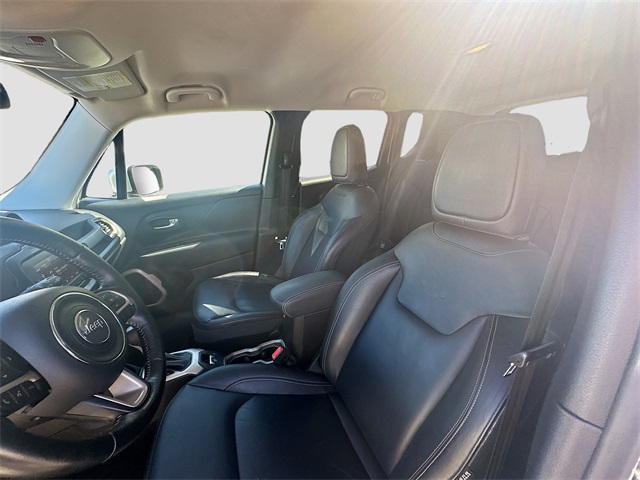 2017 Jeep Renegade Limited photo 19
