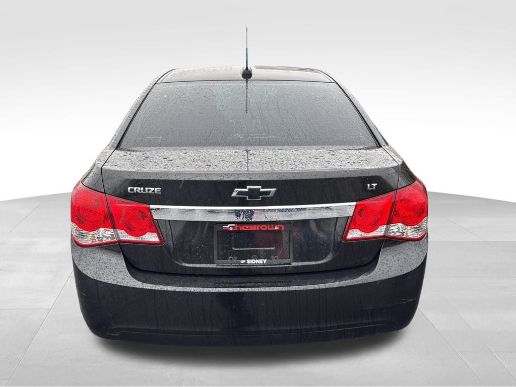 2016 Chevrolet Cruze photo 4