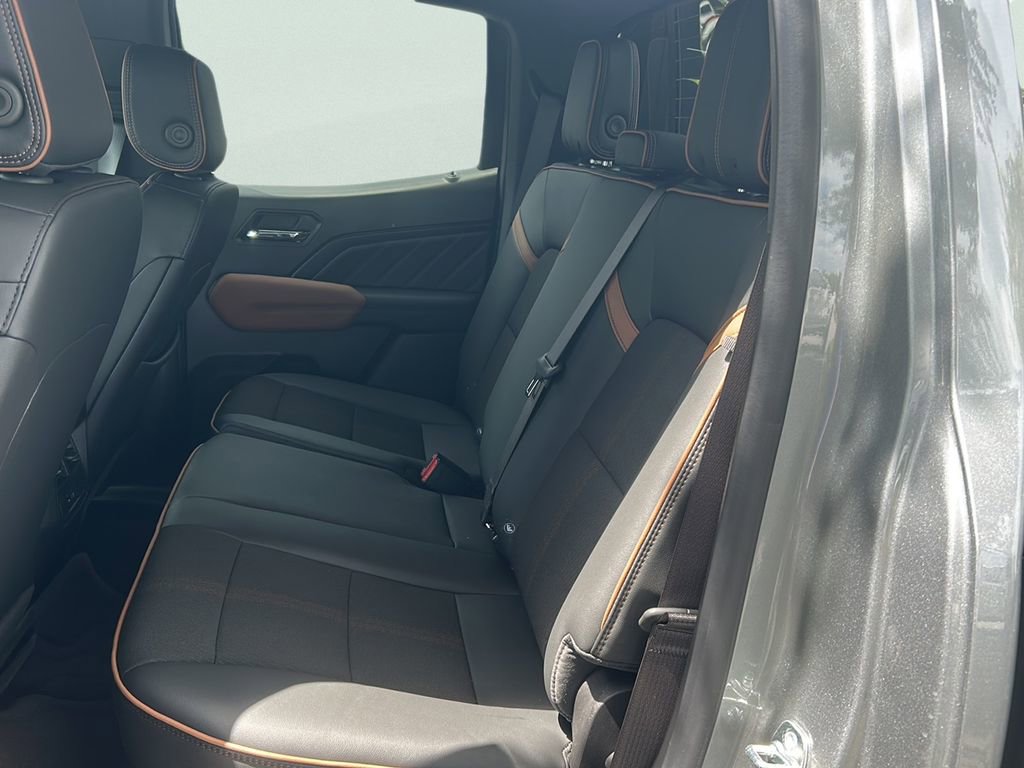 2025 Gmc Canyon AT4 photo 22