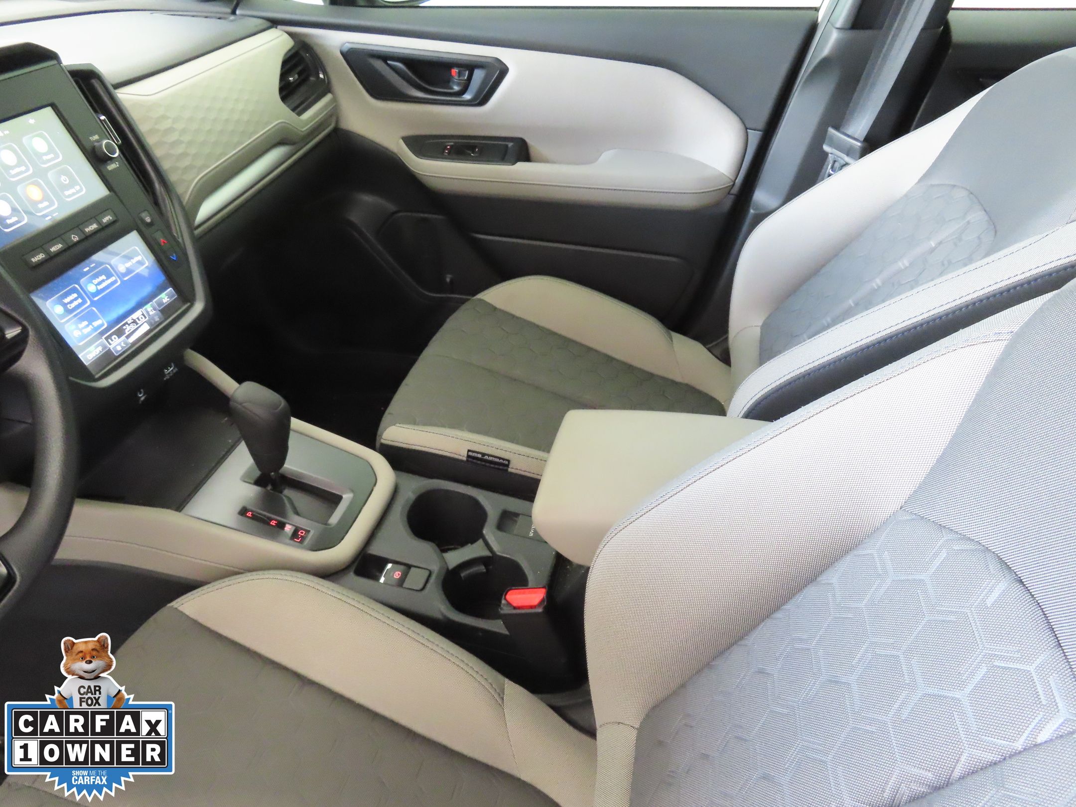 2025 Subaru Forester Base photo 19