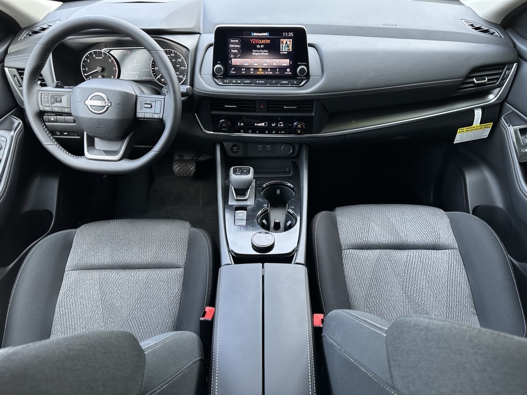 2026 Nissan Rogue SV photo 20