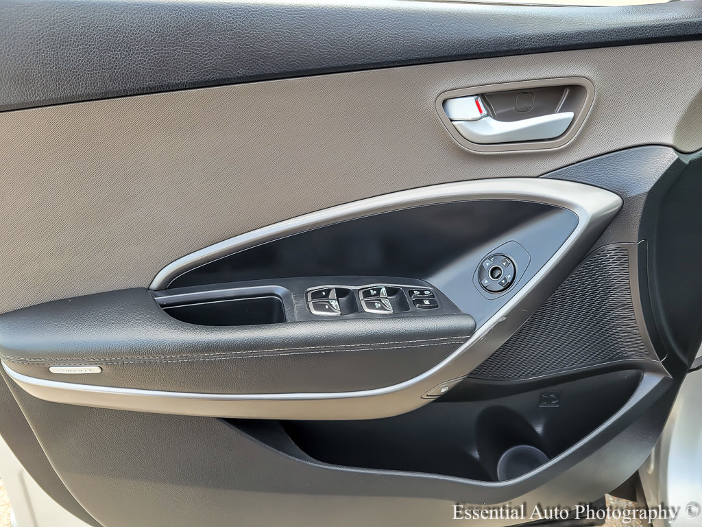 2017 HYUNDAI SANTA FE - Image 16