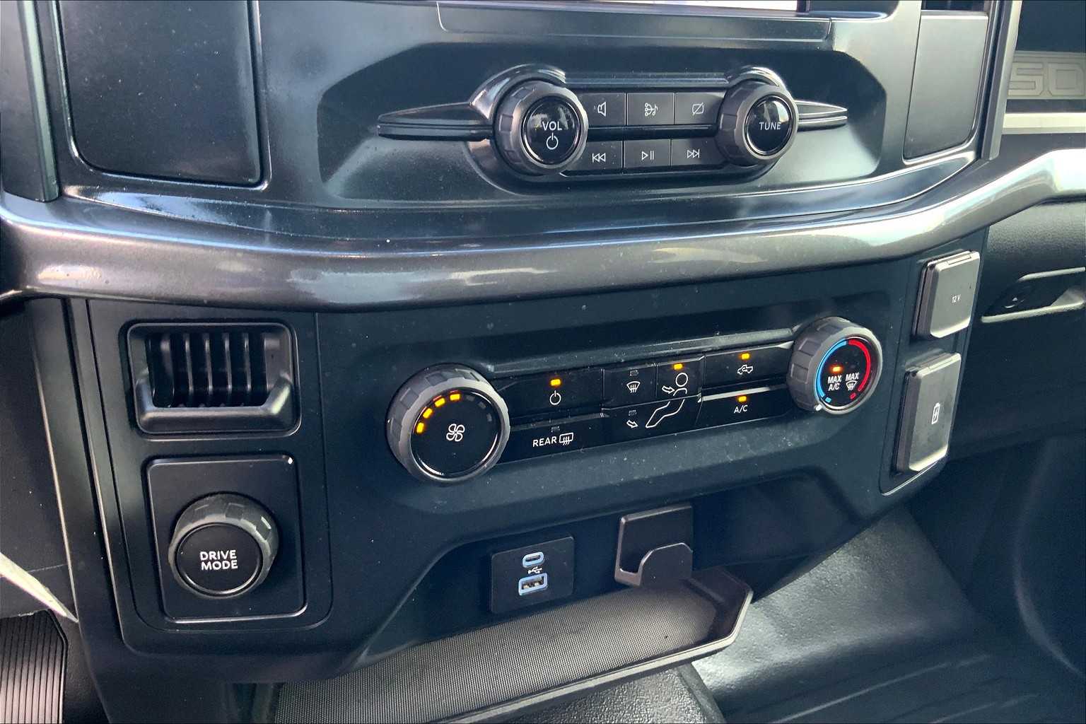 2023 Ford F-150 XL photo 32