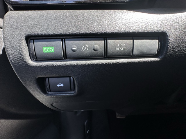 2025 Nissan Sentra SV photo 22