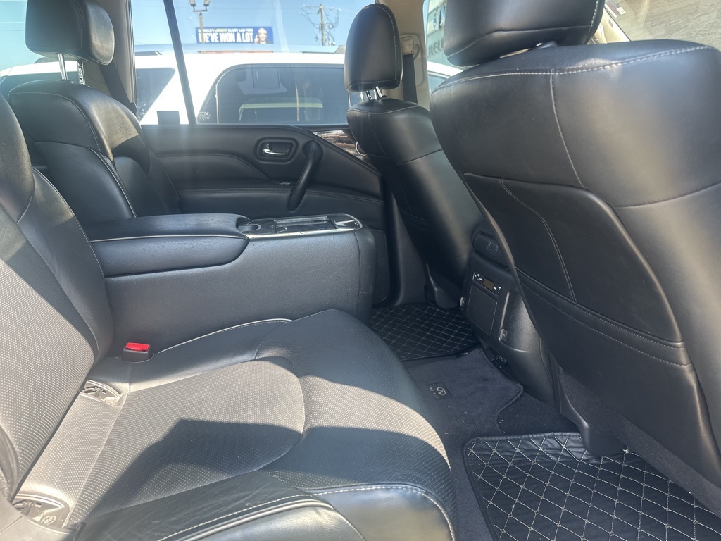 2020 Infiniti QX80 Luxe photo 9