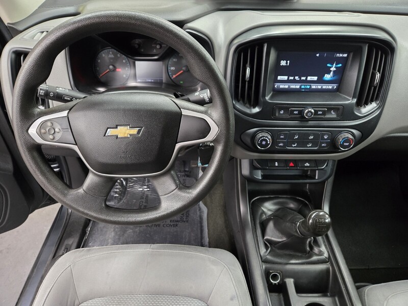 2017 Chevrolet Colorado Work Truck photo 9